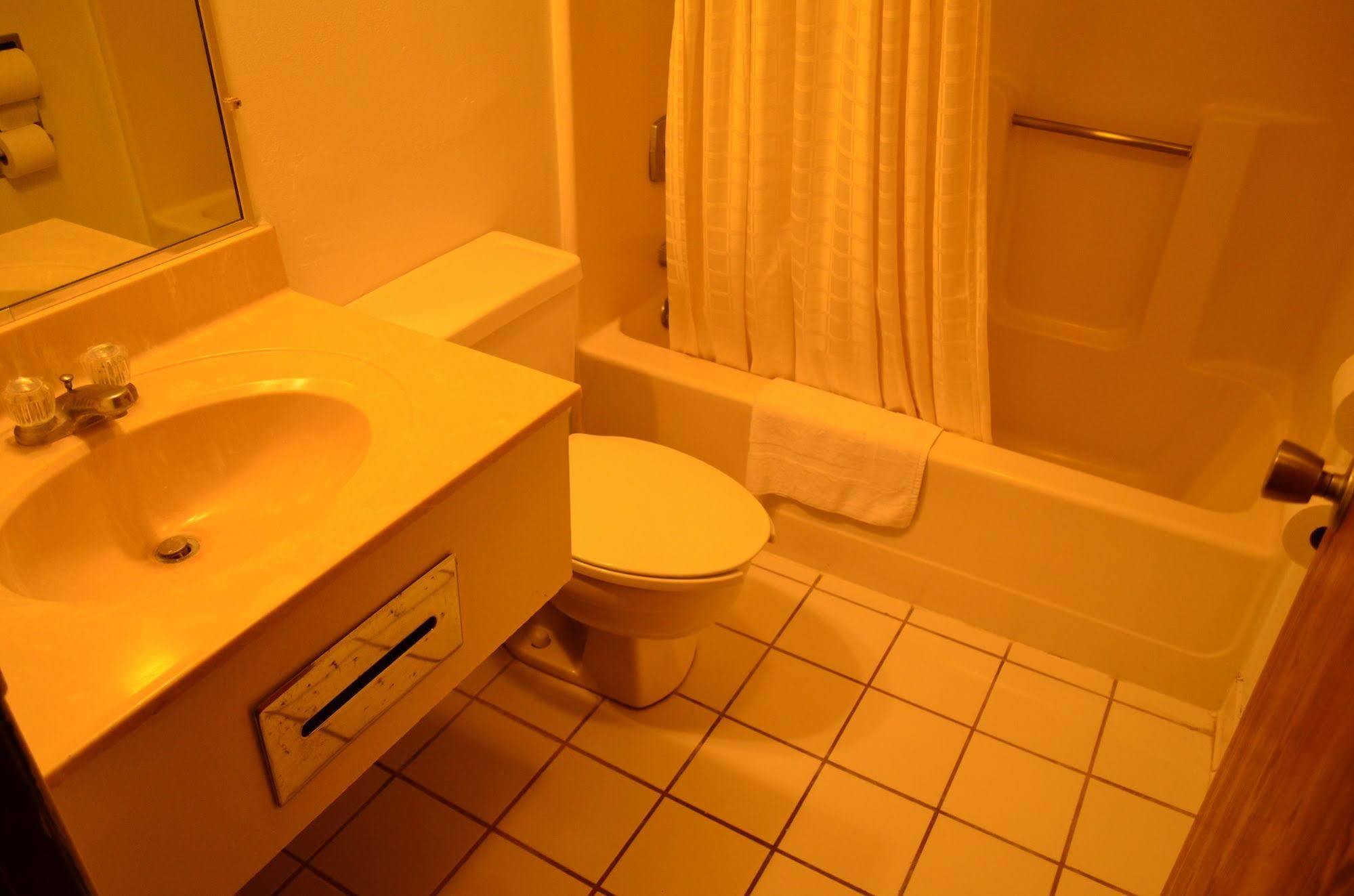 Luxury Inn & Suites لينكولن المظهر الخارجي الصورة